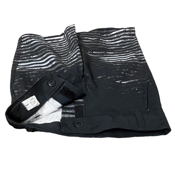 Art Class Boys Striped Hybrid Swim Trunks - Size 5 - Picture 2 of 6